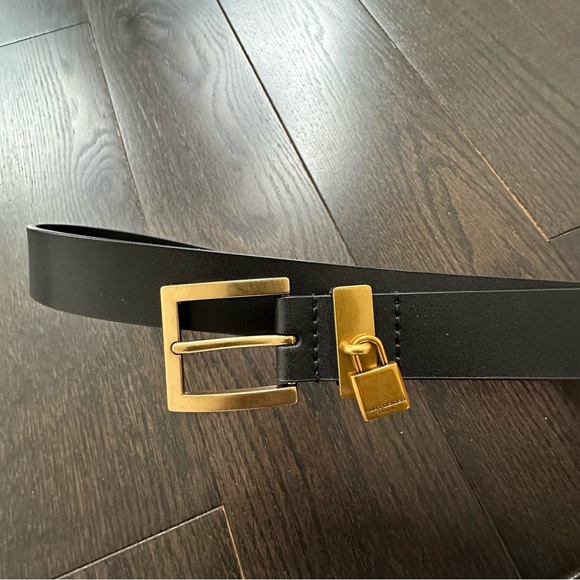 Kurt Geiger London 30mm Padlock Keeper Leather Belt - Size Small / Medium - Picture 4 of 12